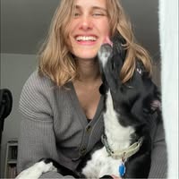 Professional Female seeks a small or large room Main Photo