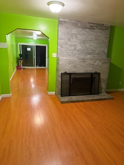 Master Room with Pool Furniture or Unfurnished  Main Photo