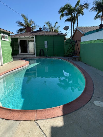 Master Room with Pool Furniture or Unfurnished  Main Photo