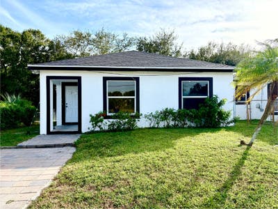 🌴 Rooms for Rent – 3 Minutes from Fort Pierce Bea Main Photo