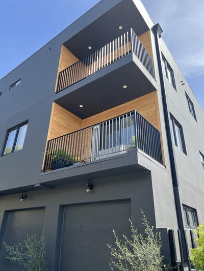 Luxury Townhouse. Renting One Bedroom Unfurnished  Main Photo