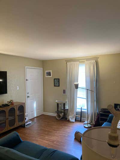 Cute Room Available for Rent Right outside of down Main Photo