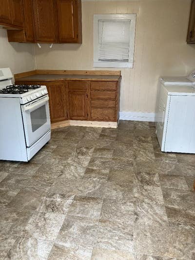 1 BR 1 bathroom house Main Photo