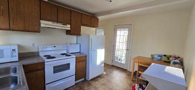 Split_Level Studio in the Center of Augusta Main Photo