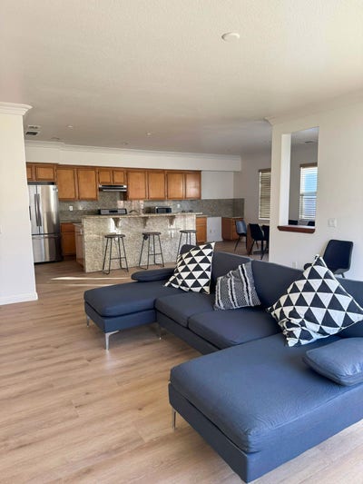 Perris CoLiving Home: Fully Furnished, Utilities & Main Photo