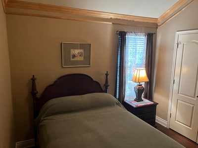 10’x10’ Room: ONE Mini-Fridge allowed, Shared Bath Main Photo