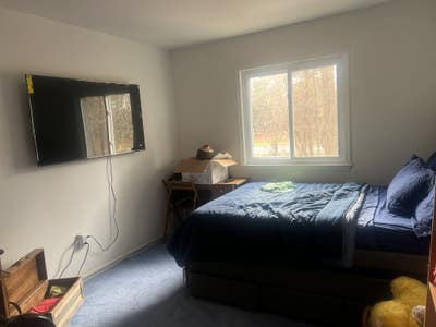  Room  for sale in big house  in oldbridge nj   Main Photo