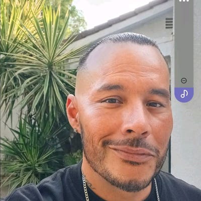 Room wanted in Los Angeles, CA Main Photo