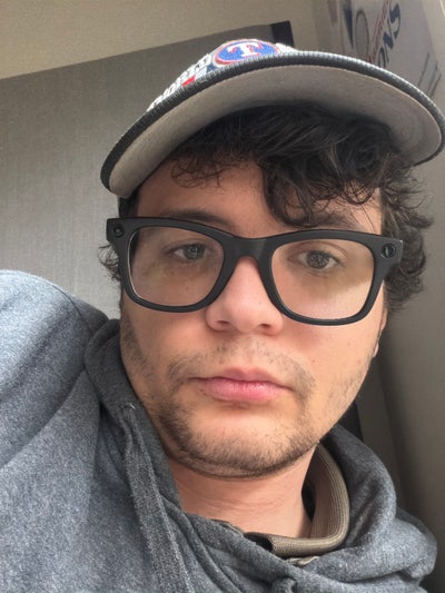 Professional Male seeks a small or large room Main Photo