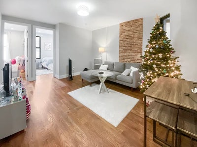 2 24(m) looking for new third - Brooklyn Main Photo