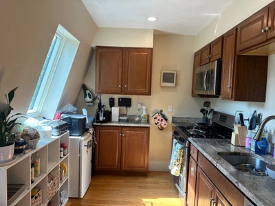 Furnished Room Available for Rent ($1200/month) Main Photo