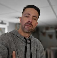 Professional Male seeks a large room Main Photo