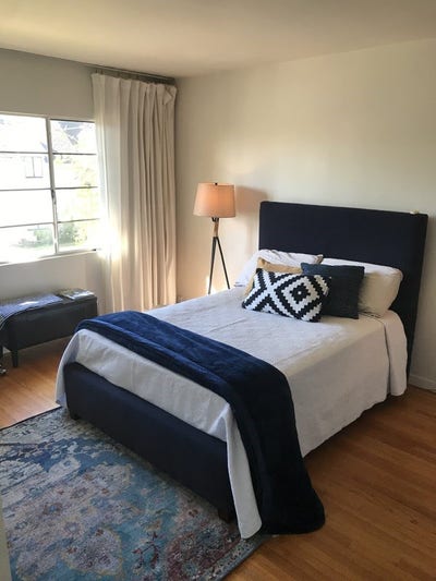 Room for rent in Los Feliz Village is very central Main Photo