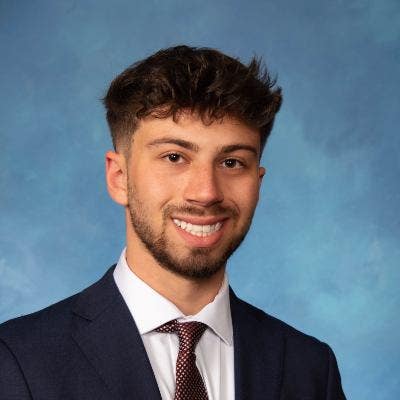 Professional Male seeks a small or large room Main Photo