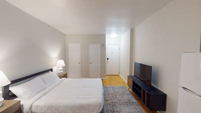 Studio in East Village on a flexible lease Main Photo