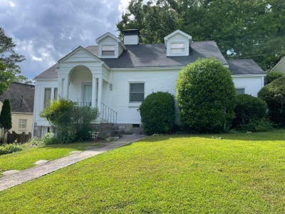 Entire Upstairs of House for Rent_Safe Neighborho Main Photo