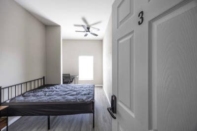 Cozy 1 Bed Bath Room in Cape Coral | Available 17 Main Photo