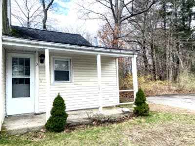 Fabulous 1 bed 1 bath in the heart of Millis  Main Photo