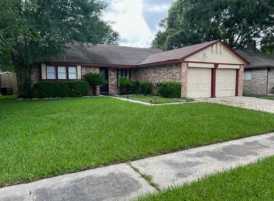 All bills included  Main Photo