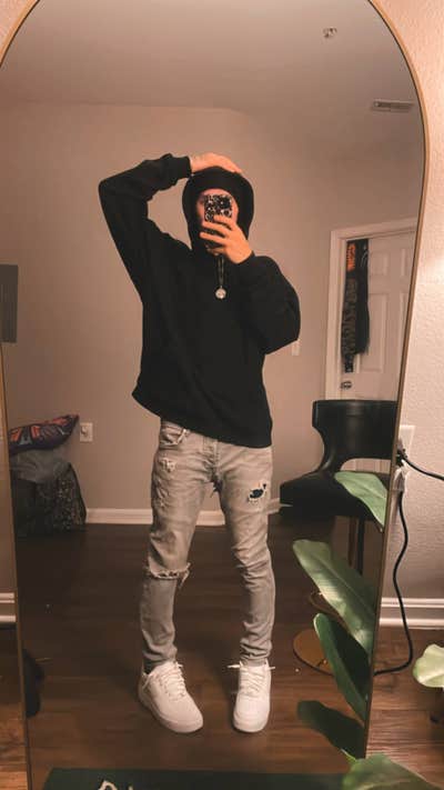 Room wanted in Miami, FL Main Photo