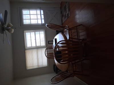 Split house bedroom unfurnished rest of house furn Main Photo