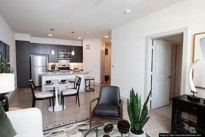Chic Modern Apartment in Conroe: 10 Weeks Free Main Photo