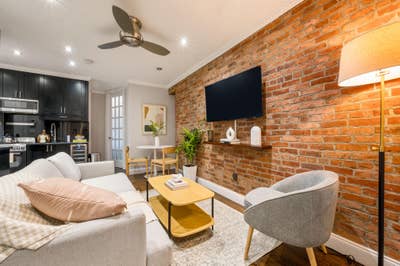 East Village apt! Main Photo