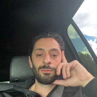 37 year old male looking for North Hollywood room Main Photo