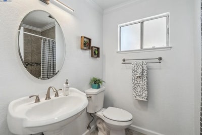 Room Vacaville Main Photo