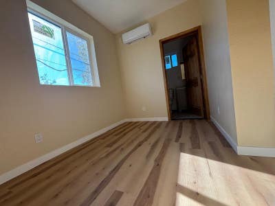 For rent private room with own bath $1,month Main Photo