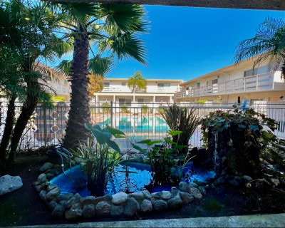 Charming Single Unit in Torrance | Available Dec 1 Main Photo