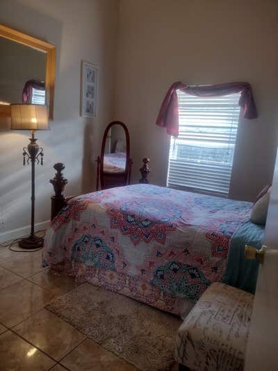 Cute and cozy home Main Photo