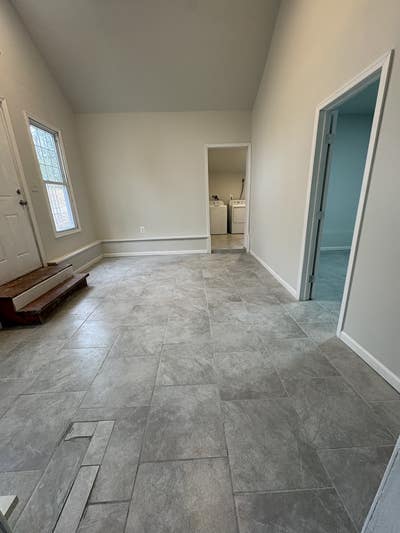 Landlord Newly Renovated 3-Bedroom Home – Rooms  Main Photo