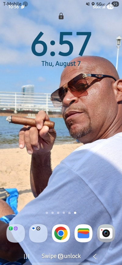 58 year old Male seeks a large room Main Photo