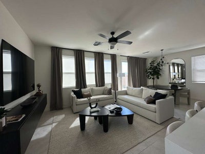 I have one room available for rent Main Photo