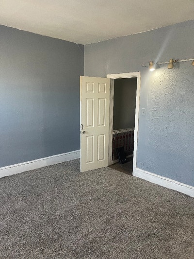 Gorgeous Large Efficiency for Rent Main Photo