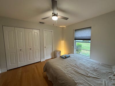 Private room in a Shared House in Naples Main Photo