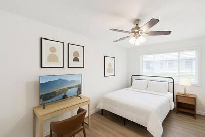  Prime Sanford Location Steps from Downtown Shops  Main Photo