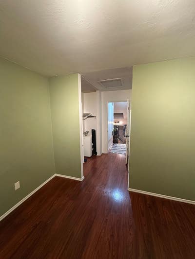 Room for Rent Main Photo