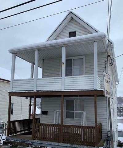 1 Bed  1 Bath Donora Apartment!  Main Photo