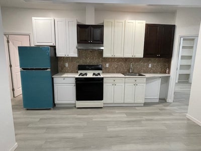 Bushwick, near L, J, Z train, 1 year old,  Main Photo