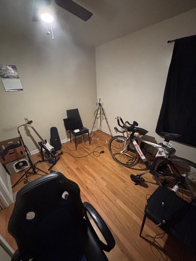 Spare Room, Garage Parking-- Must be OK with Cats Main Photo