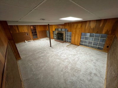 Looking for roommate LARGE ROOM Main Photo