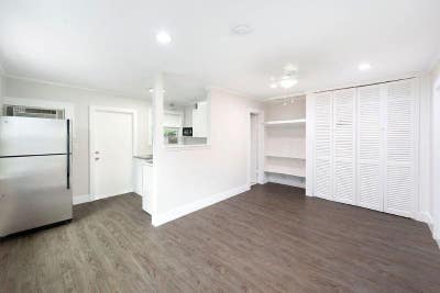 Cozy 1 Bed Bath in North Palm Beach_Available 0026 Main Photo