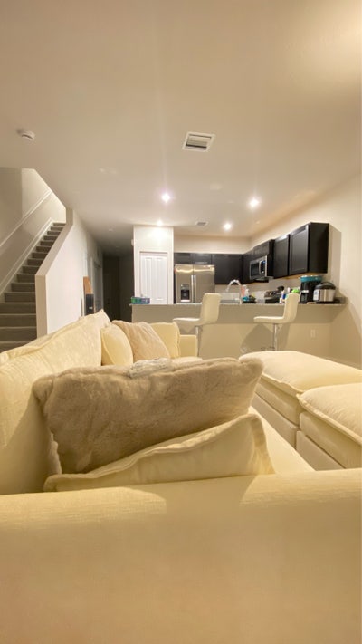 Private room for rent Main Photo