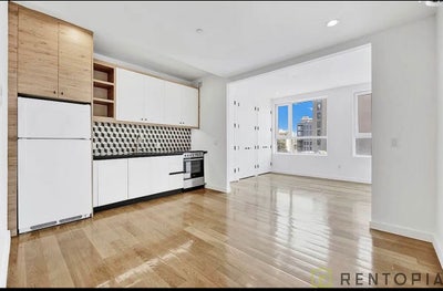 Spacious new studio , Great deal  Main Photo