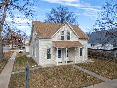 Charming 1 Bed Pet Friendly Unit in Lincoln_In Uni Main Photo