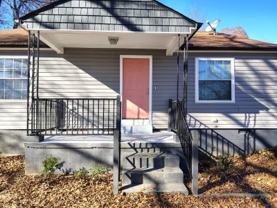 Airy rooms in Charlotte Main Photo