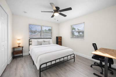 Spacious Rooms in Ft. Myers.  Main Photo