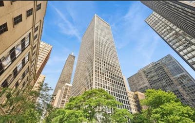 Just Steps from Oak Street Beach Main Photo